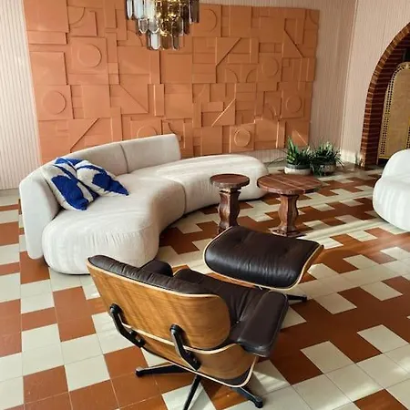 아파트 Johnny 오라샤자